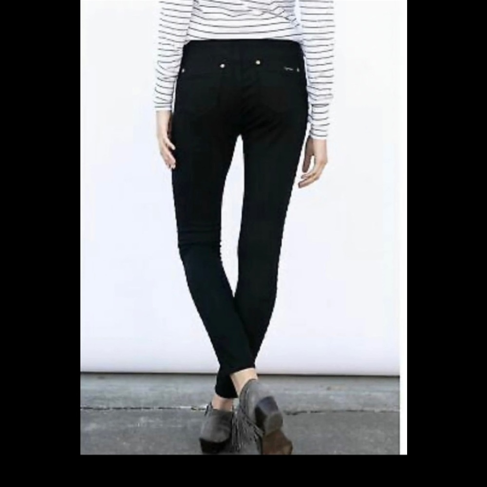 Evy’s Tree black ruffle jean leggings